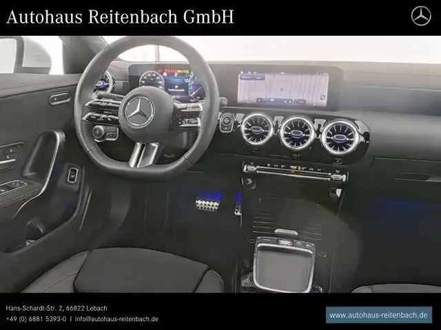 Mercedes-Benz CLA 180