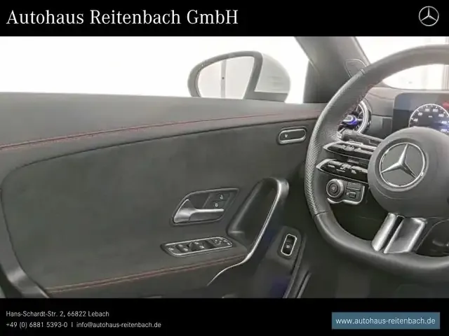 Mercedes-Benz CLA 180