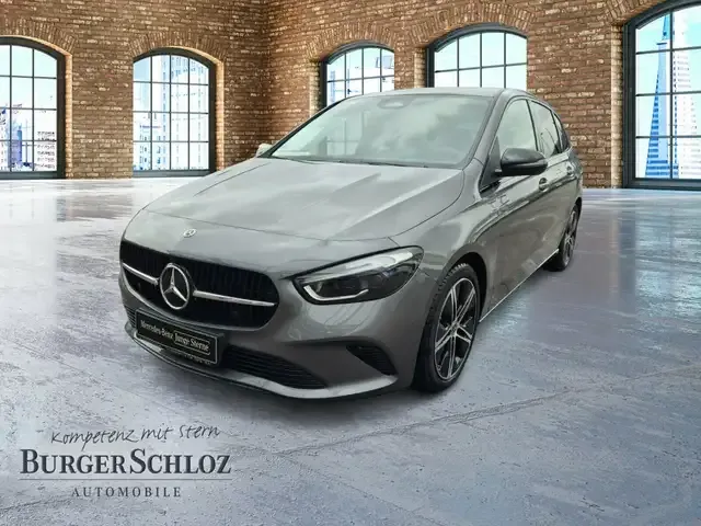 Mercedes-Benz B 200