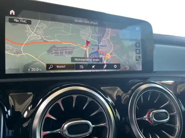 Mercedes-Benz CLA 220