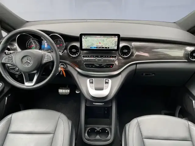 Mercedes-Benz V 300