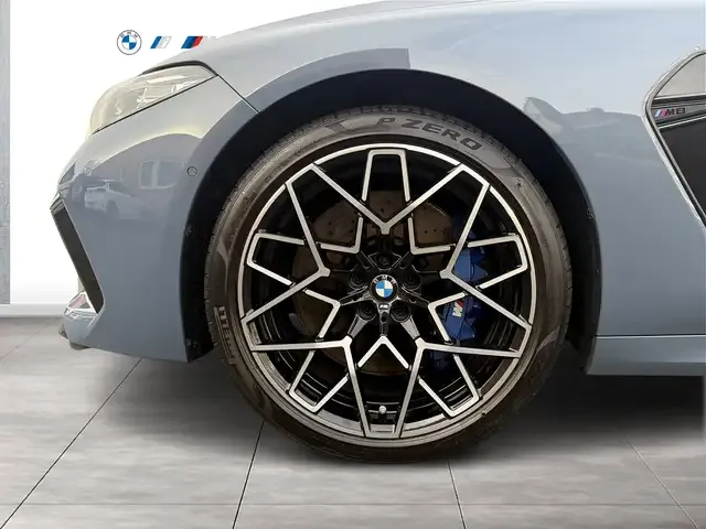 BMW M8