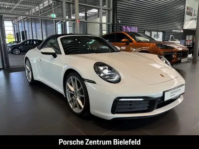 Porsche 992