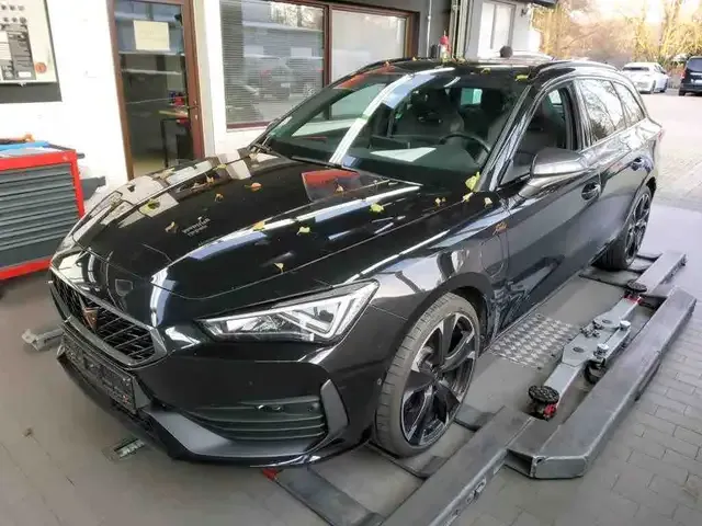 CUPRA Leon