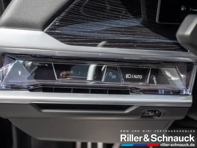 BMW 740