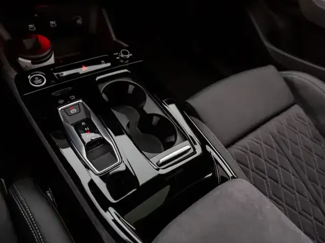 Audi Q6