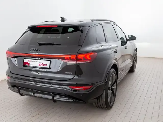 Audi Q6