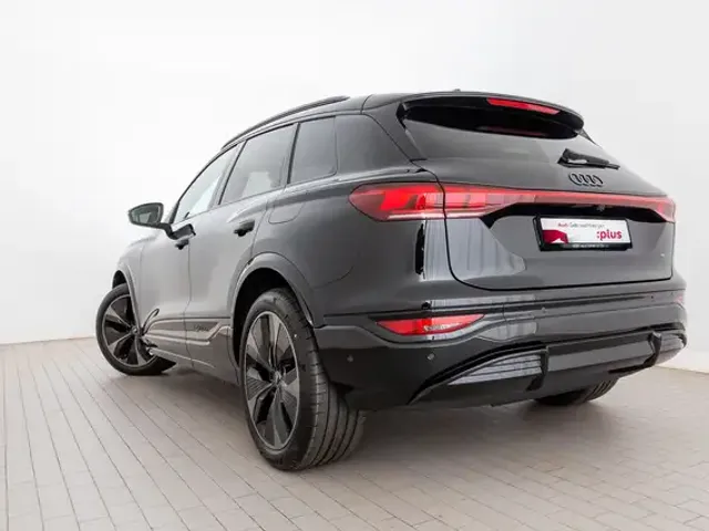 Audi Q6