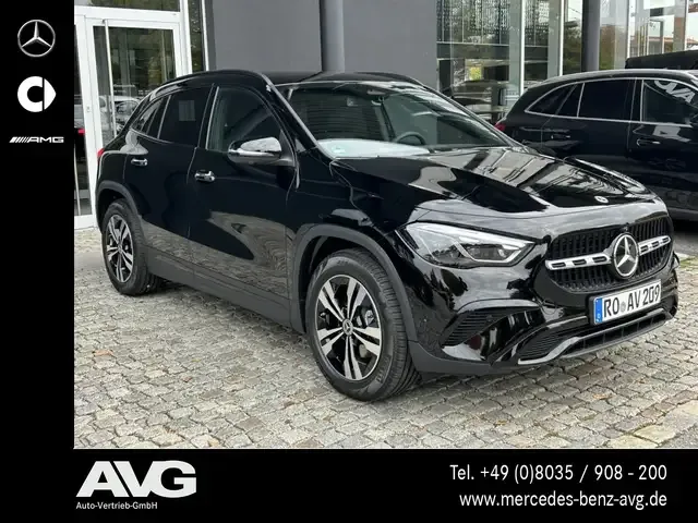 Mercedes-Benz GLA 200