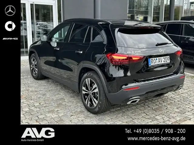 Mercedes-Benz GLA 200