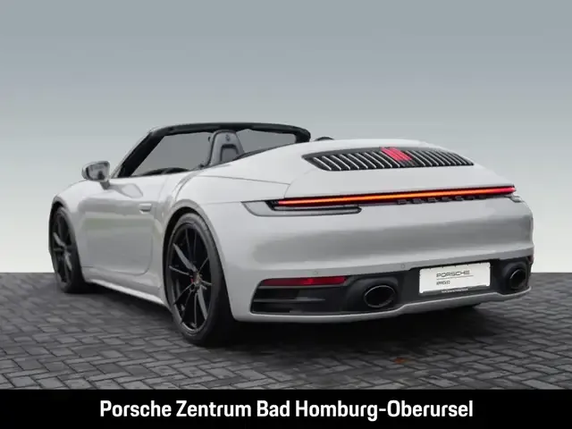 Porsche 992