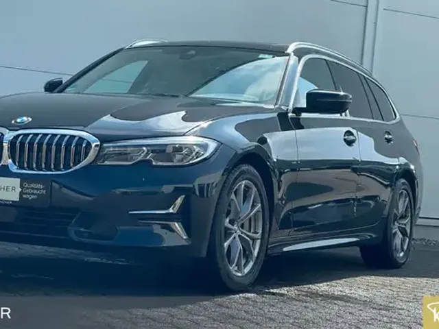 BMW 330