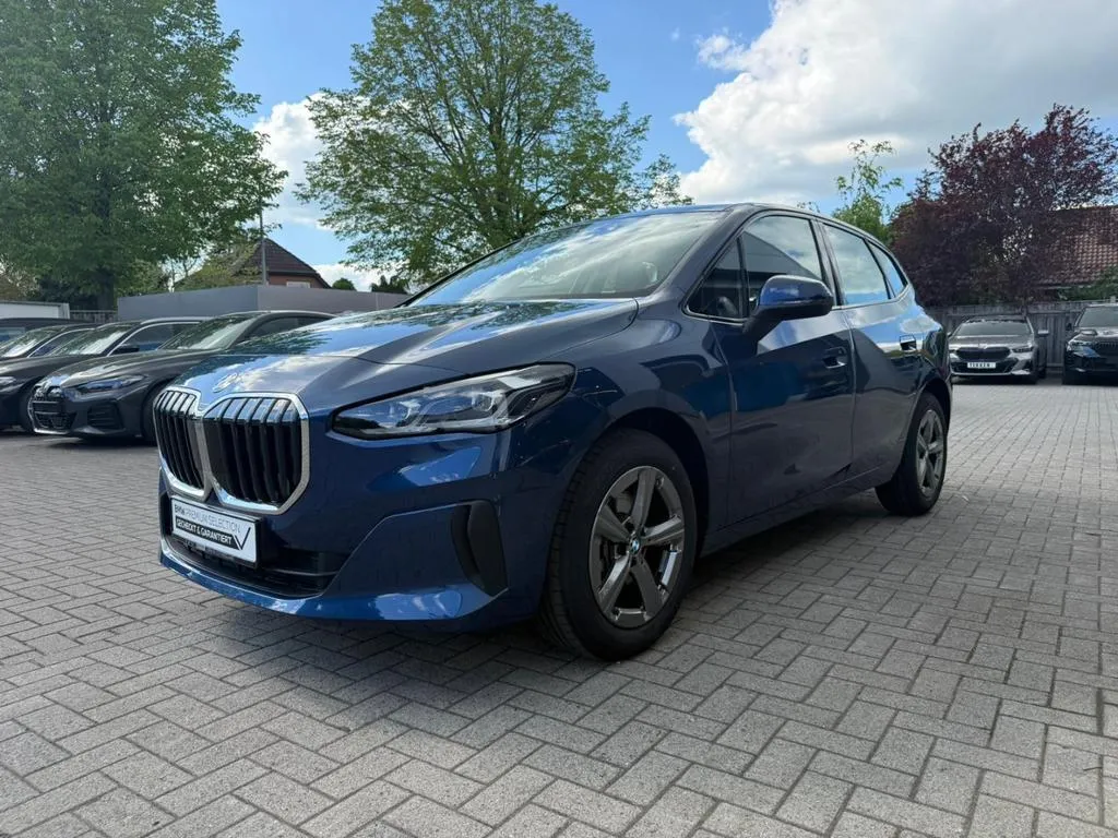 BMW 220