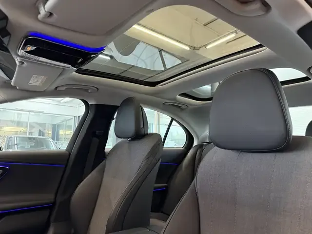 Mercedes-Benz E 200