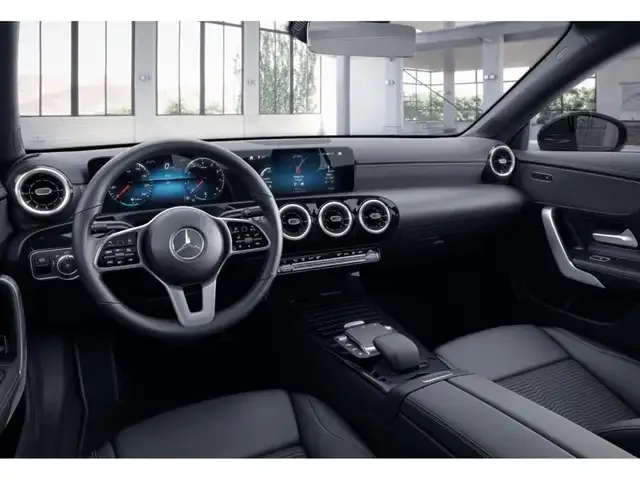 Mercedes-Benz CLA 220