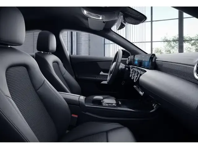 Mercedes-Benz CLA 220
