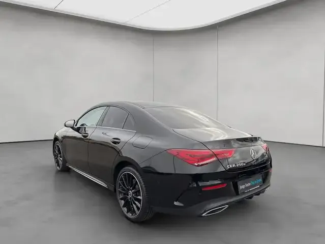 Mercedes-Benz CLA 250