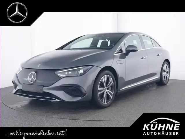Mercedes-Benz EQE 300