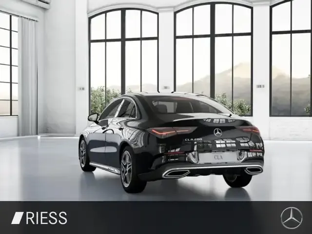 Mercedes-Benz CLA 200