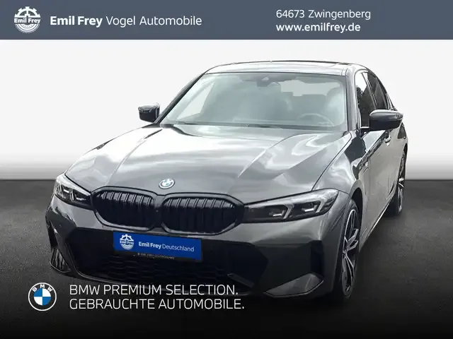 BMW 330