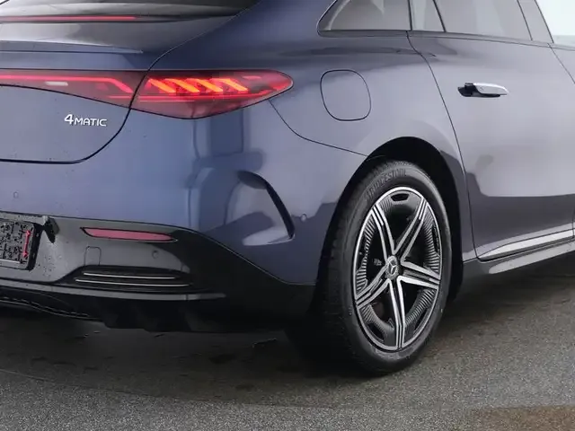 Mercedes-Benz EQE 500