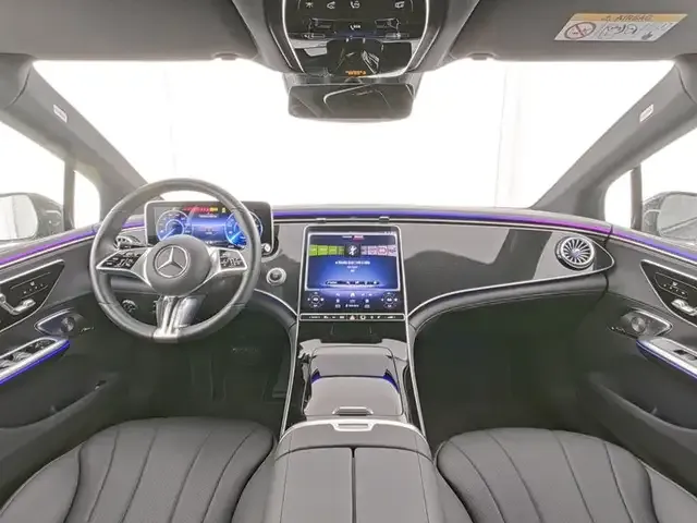 Mercedes-Benz EQE 500