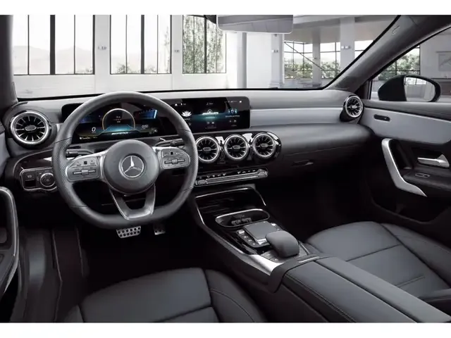 Mercedes-Benz A 35 AMG