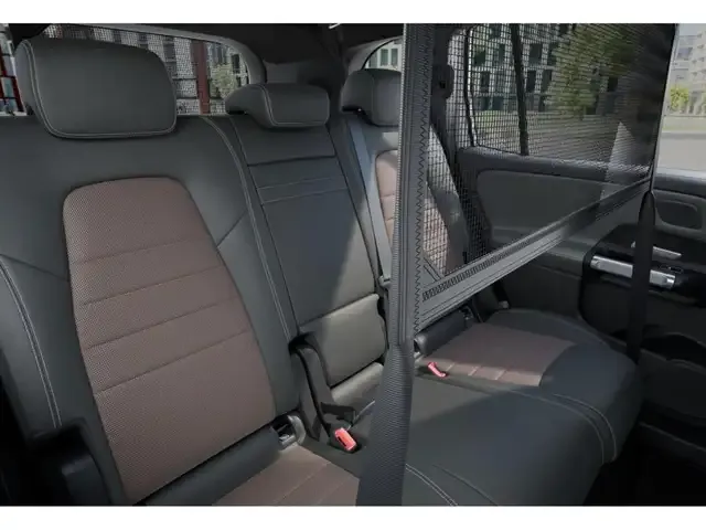 Mercedes-Benz EQB 250