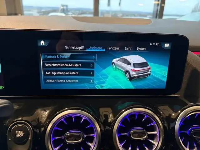 Mercedes-Benz EQA 300