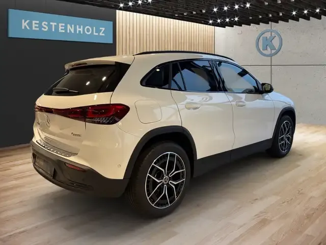 Mercedes-Benz EQA 300