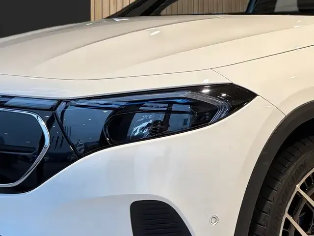 Mercedes-Benz EQA 300