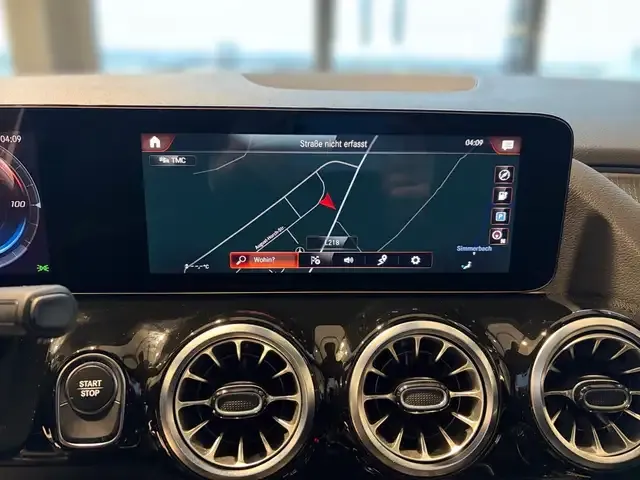 Mercedes-Benz EQA 300