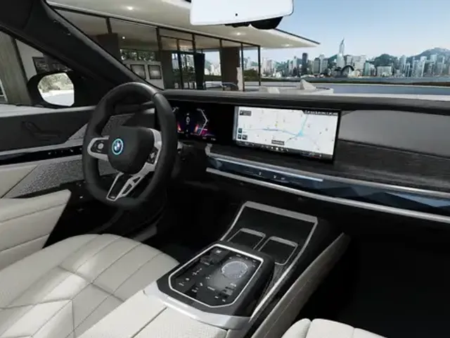 BMW i7