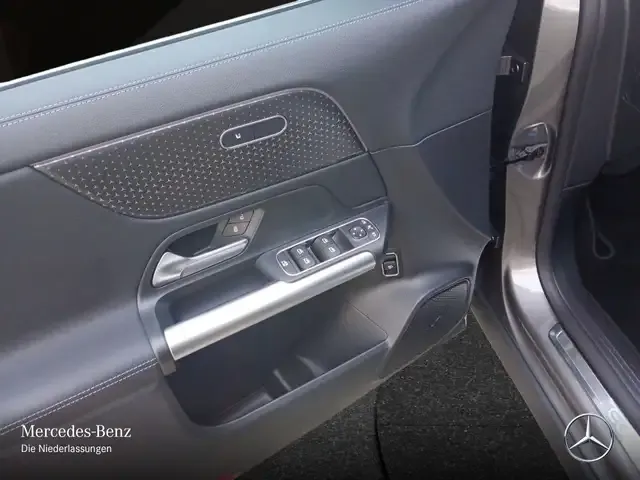 Mercedes-Benz EQA 350