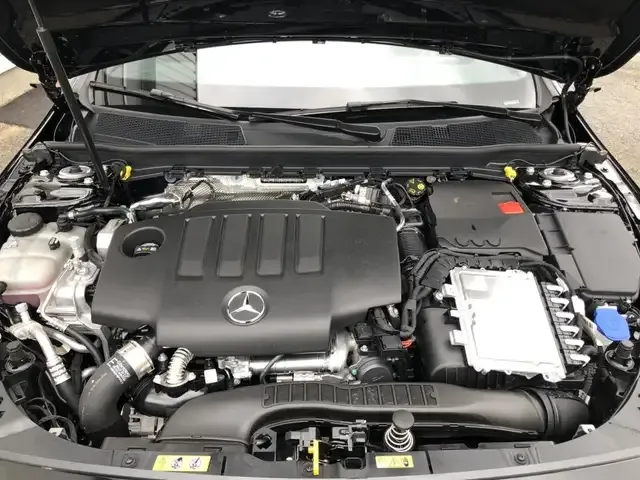 Mercedes-Benz CLA 220