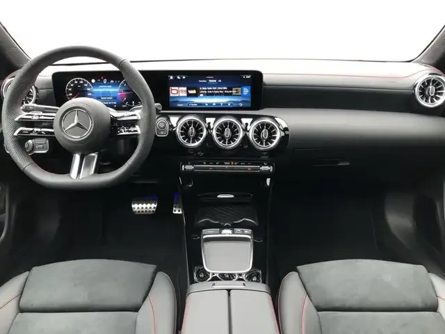 Mercedes-Benz CLA 220