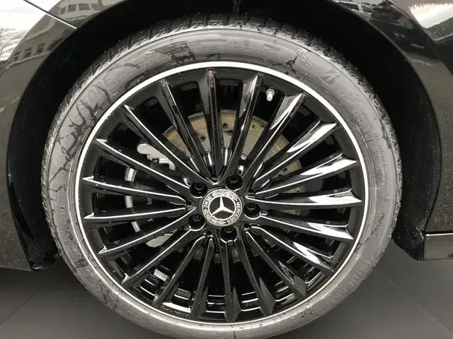 Mercedes-Benz CLA 220