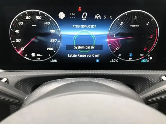 Mercedes-Benz CLA 220