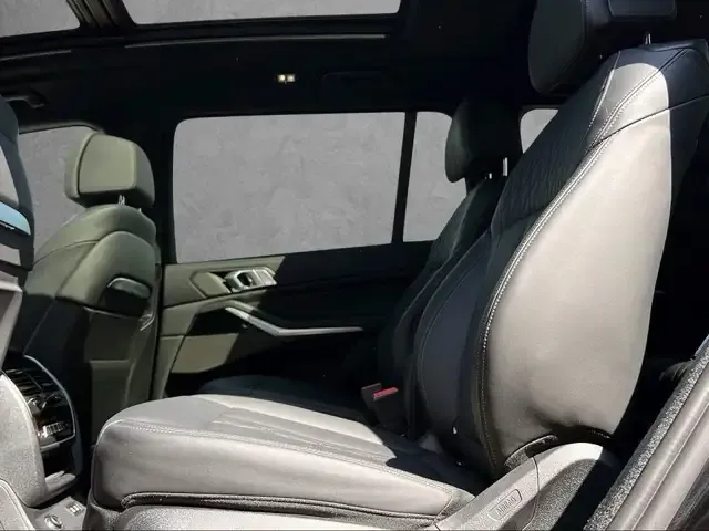 BMW X7 M
