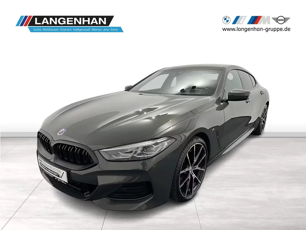 BMW 840