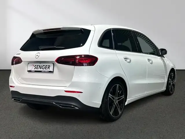 Mercedes-Benz B 200