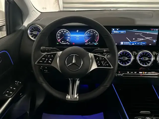 Mercedes-Benz B 200