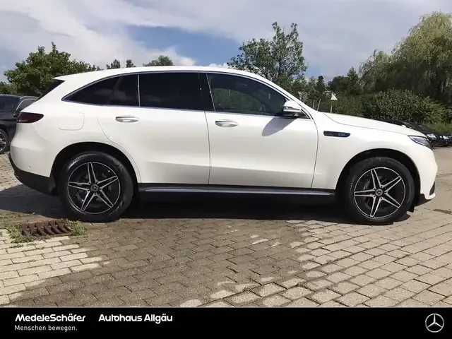 Mercedes-Benz EQC 400