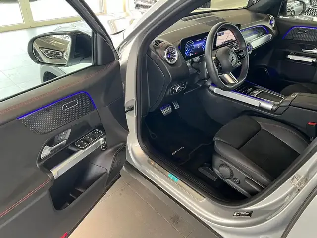 Mercedes-Benz EQB 350