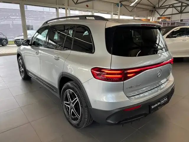 Mercedes-Benz EQB 350