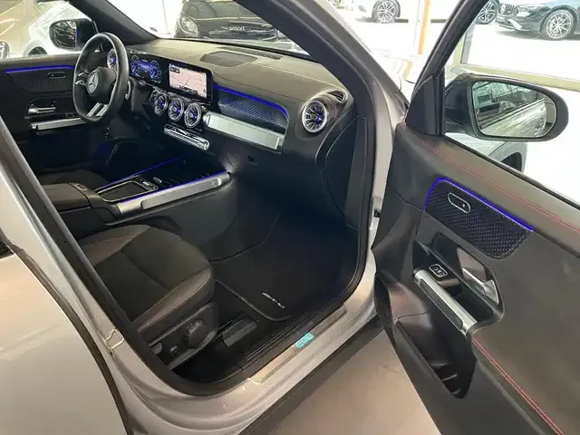 Mercedes-Benz EQB 350