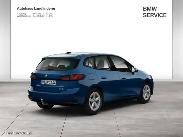 BMW 220