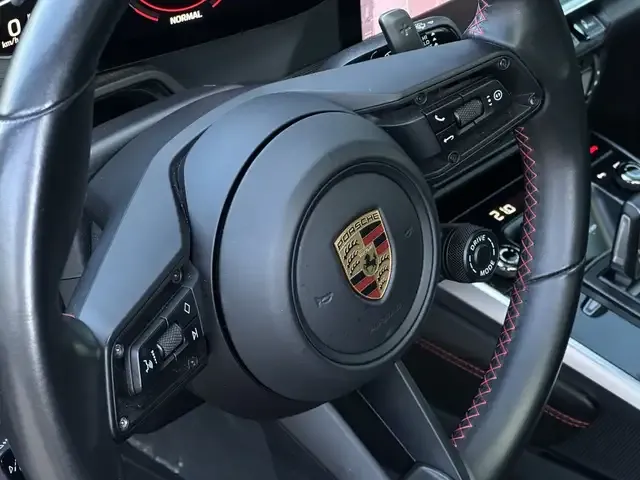 Porsche 992
