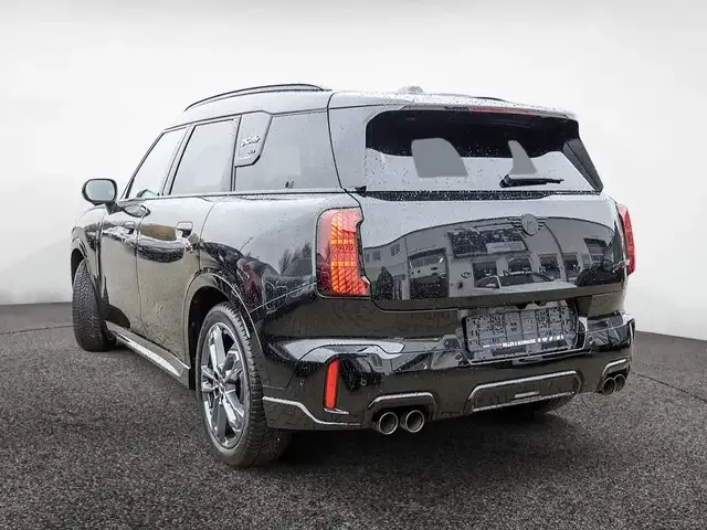 MINI John Cooper Works Countryman