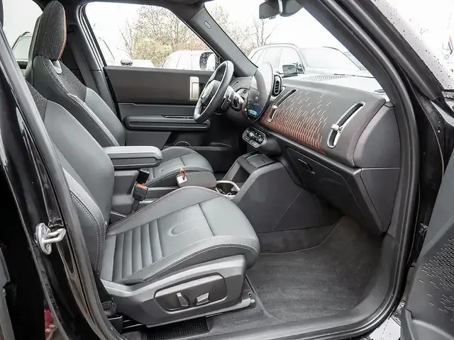 MINI John Cooper Works Countryman